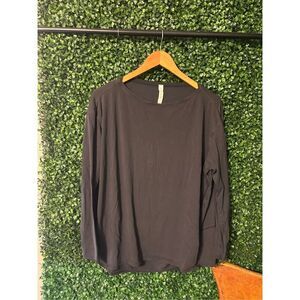 Lululemon Black Long Sleeve Top Size Medium/8